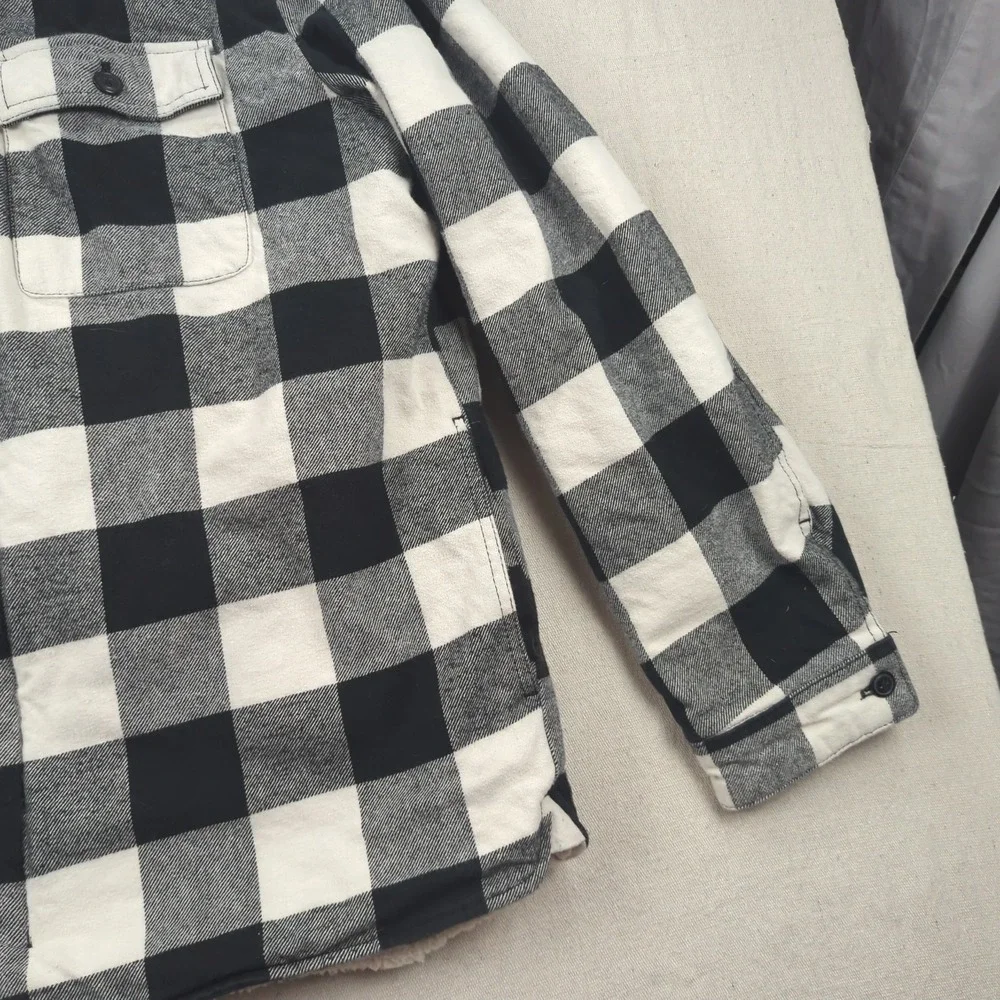 Levis will ship